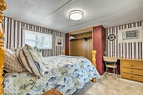 Cabin w/ Fire Pit, Walk to Steinhatchee River!