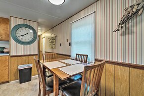 Cabin w/ Fire Pit, Walk to Steinhatchee River!