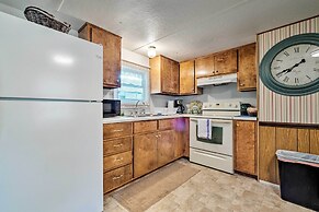 Cabin w/ Fire Pit, Walk to Steinhatchee River!