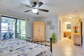 Private Dock: Canalfront Home in Cape Coral