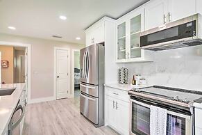 Outdoor Entertainment Oasis: Cape Coral Home