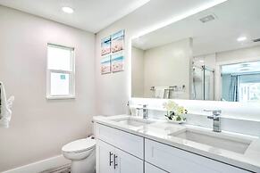 Outdoor Entertainment Oasis: Cape Coral Home