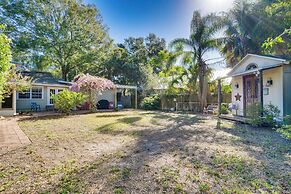 Charming Mt Dora Home w/ Shared Patio & Yard!