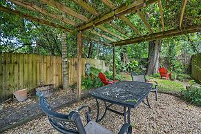 Charming Mt Dora Home w/ Shared Patio & Yard!