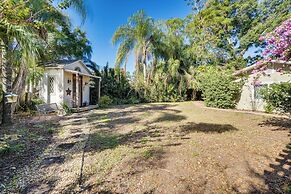 Charming Mt Dora Home w/ Shared Patio & Yard!