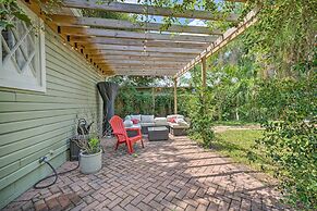Charming Mt Dora Home w/ Shared Patio & Yard!