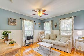 Charming Mt Dora Home w/ Shared Patio & Yard!
