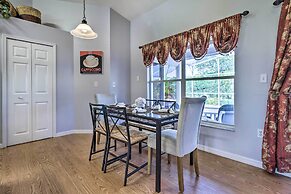 Charming Kissimmee Retreat w/ Pool & Lanai!
