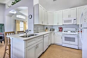 Charming Kissimmee Retreat w/ Pool & Lanai!