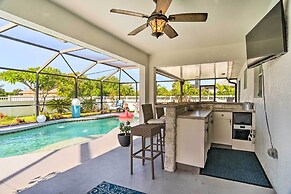 Chic Cape Coral Oasis w/ Pool: 5 Mi to Beach!