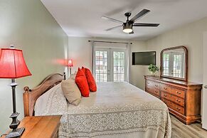 Charming Tallahassee Townhouse ~ 3 Mi to Fsu!