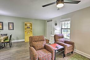 Charming Tallahassee Townhouse ~ 3 Mi to Fsu!
