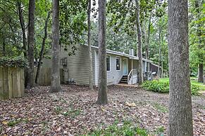 Charming Tallahassee Townhouse ~ 3 Mi to Fsu!