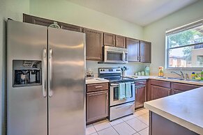 Chic Resort Townhome ~ 9 Mi to Disney Parks!