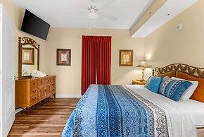 Luxury Condo w/ Huge Private Balcony on Lake Bryan