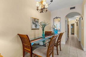 Luxury Condo w/ Huge Private Balcony on Lake Bryan