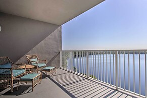 Luxury Condo w/ Huge Private Balcony on Lake Bryan