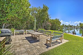 Coastal Condo w/ Pool Access < 1 Mi to Beach!