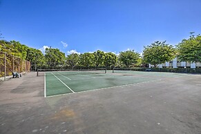 Coastal Condo w/ Pool Access < 1 Mi to Beach!