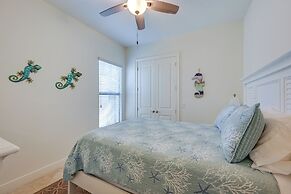 Chic Naples Retreat w/ Private Heated Pool & Lanai