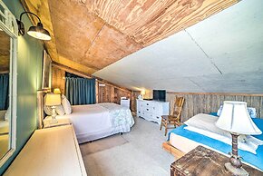 Coastal Perry Cottage ~ 2 Mi to Boat Ramp!