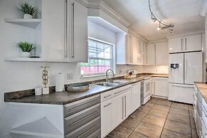 Private Pool & Dock: Coconut Creek Home!