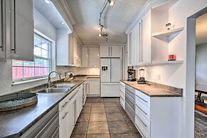 Private Pool & Dock: Coconut Creek Home!