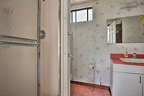 Cottage w/ Private Pool - Walk to Lake Wales!