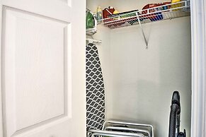 Sunny Daytona Beach Gem w/ Ocean Views!