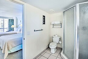 Sunny Daytona Beach Gem w/ Ocean Views!