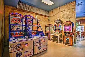 9 Mi to Disney: Resort Townhome w/ Private Patio!