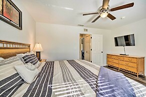 9 Mi to Disney: Davenport Townhome w/ Resort Pool!