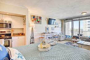 Daytona Beach Studio With Balcony + Ocean View