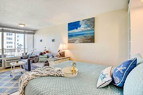 Daytona Beach Studio With Balcony + Ocean View