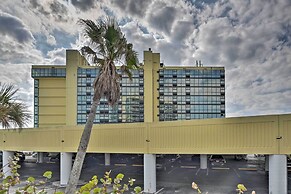 Daytona Beach Studio w/ Pool + Ocean Access!