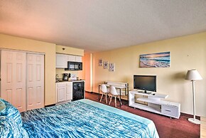 Daytona Beach Studio w/ Pool + Ocean Access!