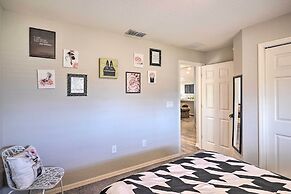 Eagle Lake Home < 7 Mi to Legoland!