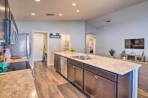 Eagle Lake Home < 7 Mi to Legoland!