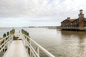 Waterfront Duplex w/ Dock & Views: Near Town!