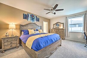 Family-friendly Home w/ Pool ~ 10 Mi to Disney!