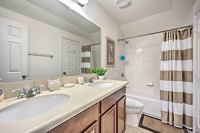 Family-friendly Home w/ Pool ~ 10 Mi to Disney!