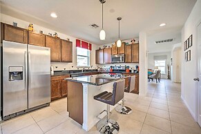 Family-friendly Home w/ Pool ~ 10 Mi to Disney!