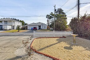 Pet-friendly PCB Home w/ Hot Tub, Near Beaches!