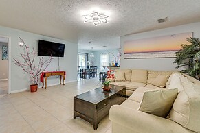 Pet-friendly PCB Home w/ Hot Tub, Near Beaches!