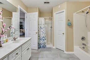 Pet-friendly PCB Home w/ Hot Tub, Near Beaches!