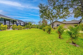 Fort Myers Coastal Retreat: Lanai w/ Pool!