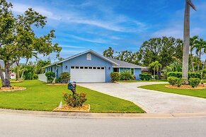 Fort Myers Coastal Retreat: Lanai w/ Pool!