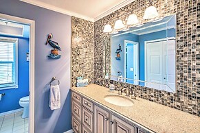 Fort Myers Coastal Retreat: Lanai w/ Pool!