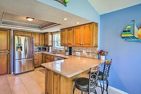 Fort Myers Coastal Retreat: Lanai w/ Pool!