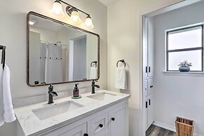 'green Acres' Home w/ Fire Pit + Fishing Pond